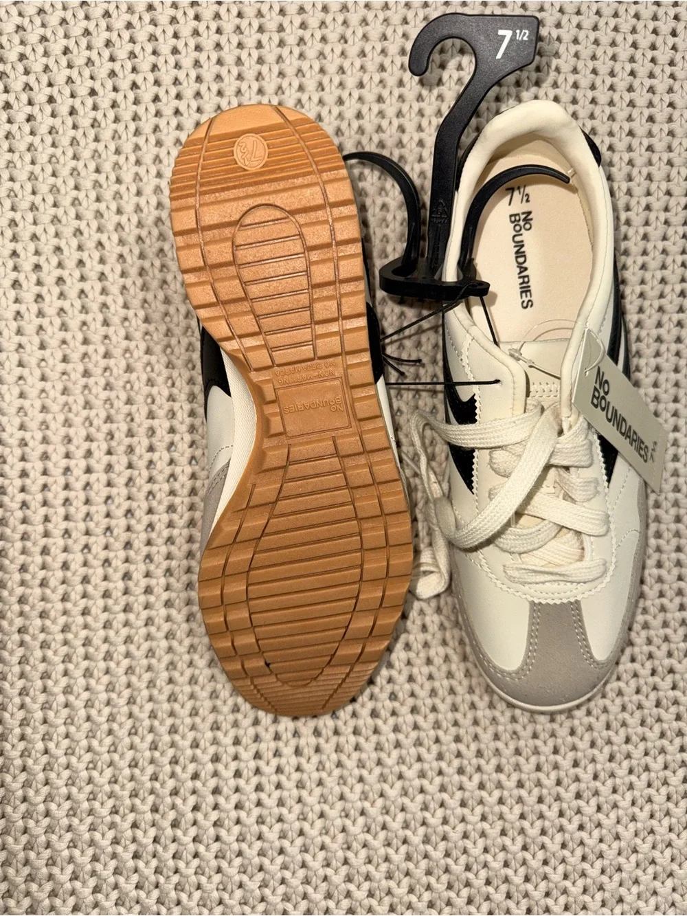 No Boundaries Cream and Black Retro Runner Sneakers